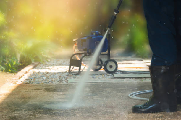 Best Oil Spill Cleanup  in Englewood, NJ